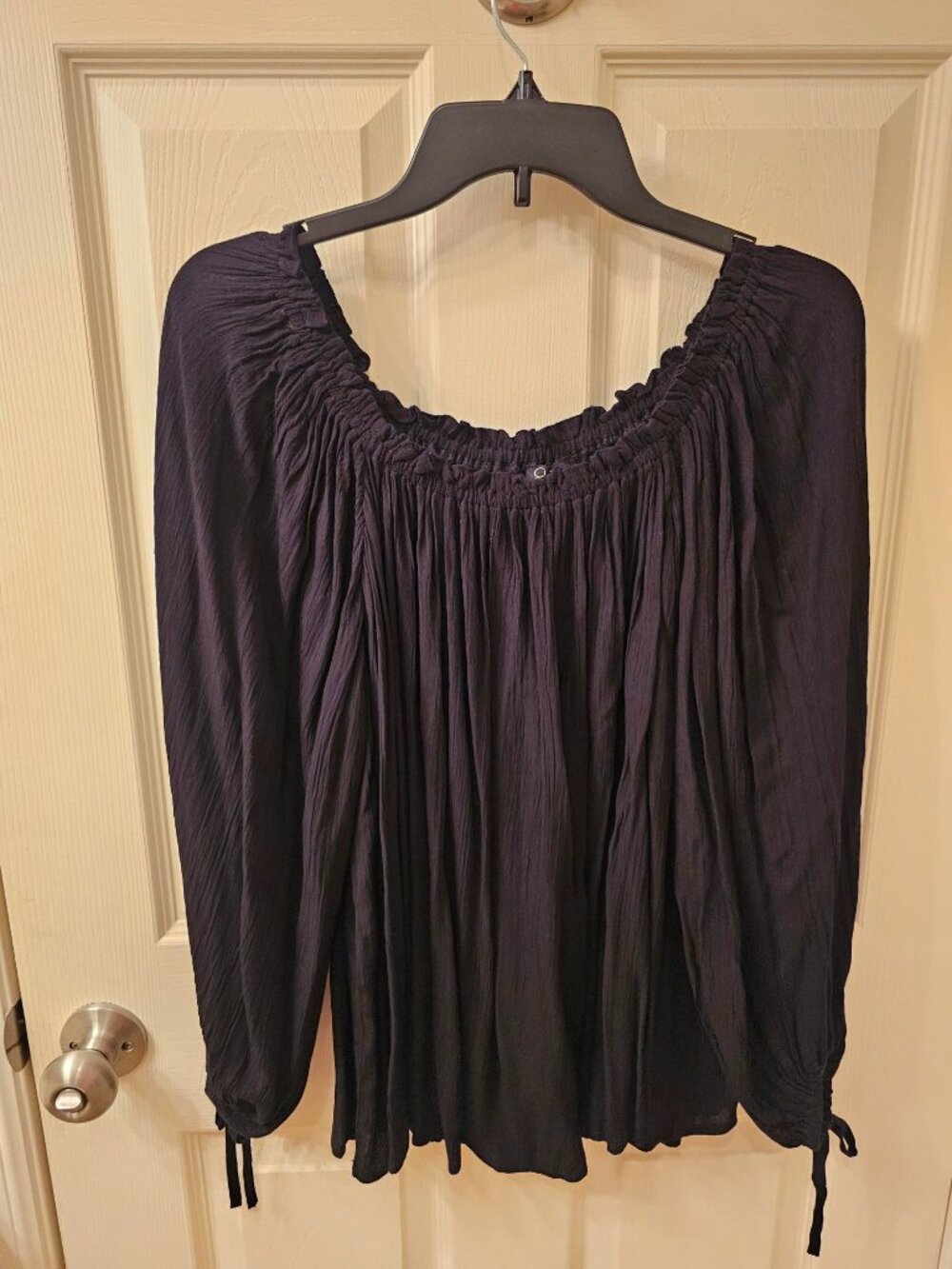 Jessica Simpson Large Black Blouse